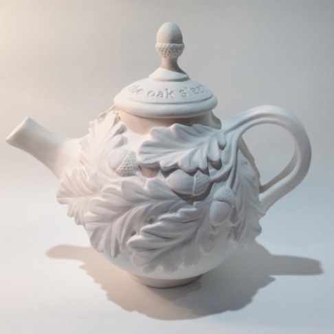 oak teapot side